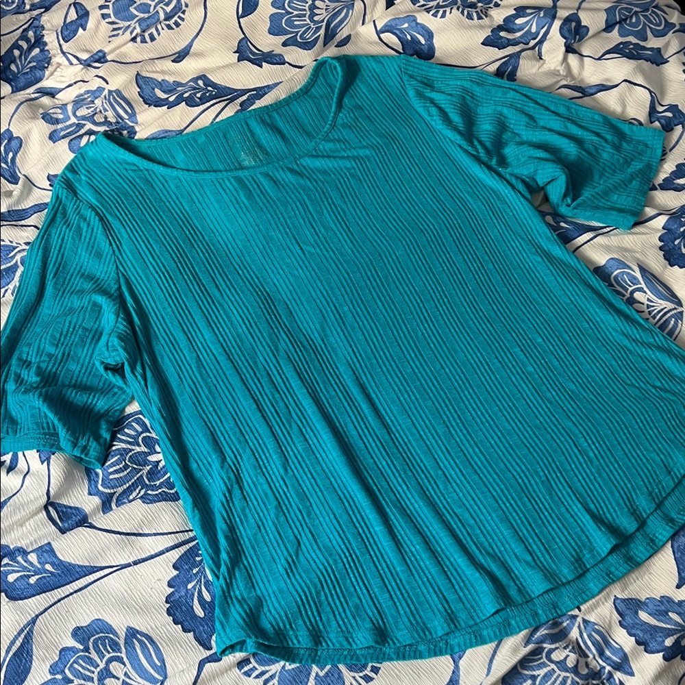 Apt 9 Top Thirt Size XL